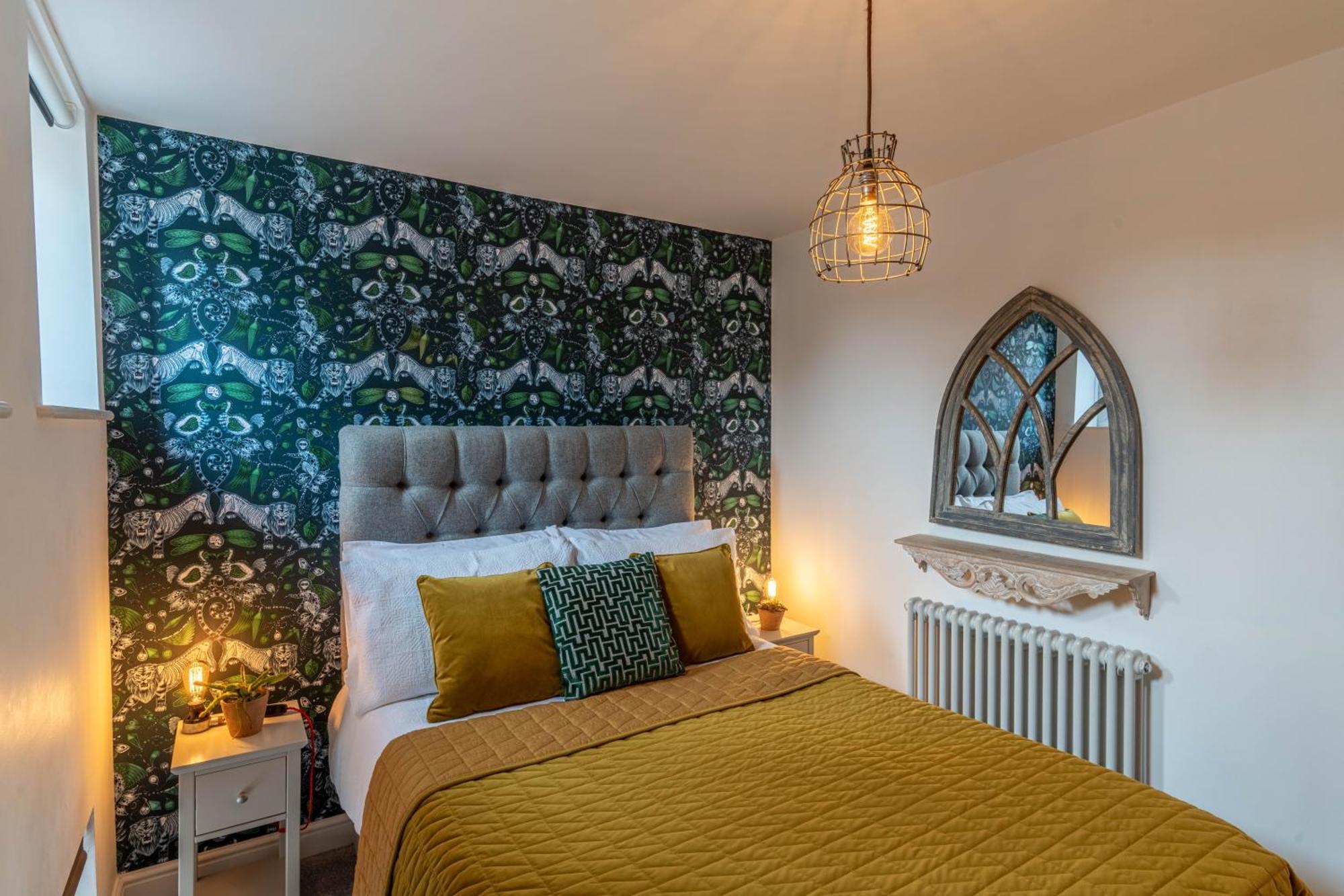 Luxury Chapel Apartment Within City Walls Chester Kültér fotó